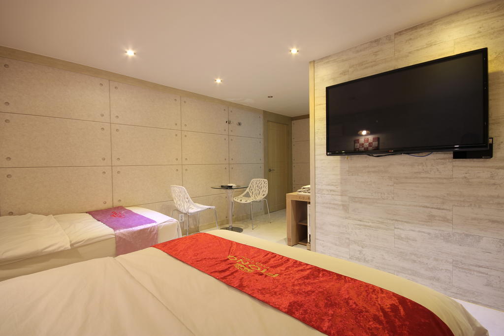 Fiona Hotel Сеул Номер фото
