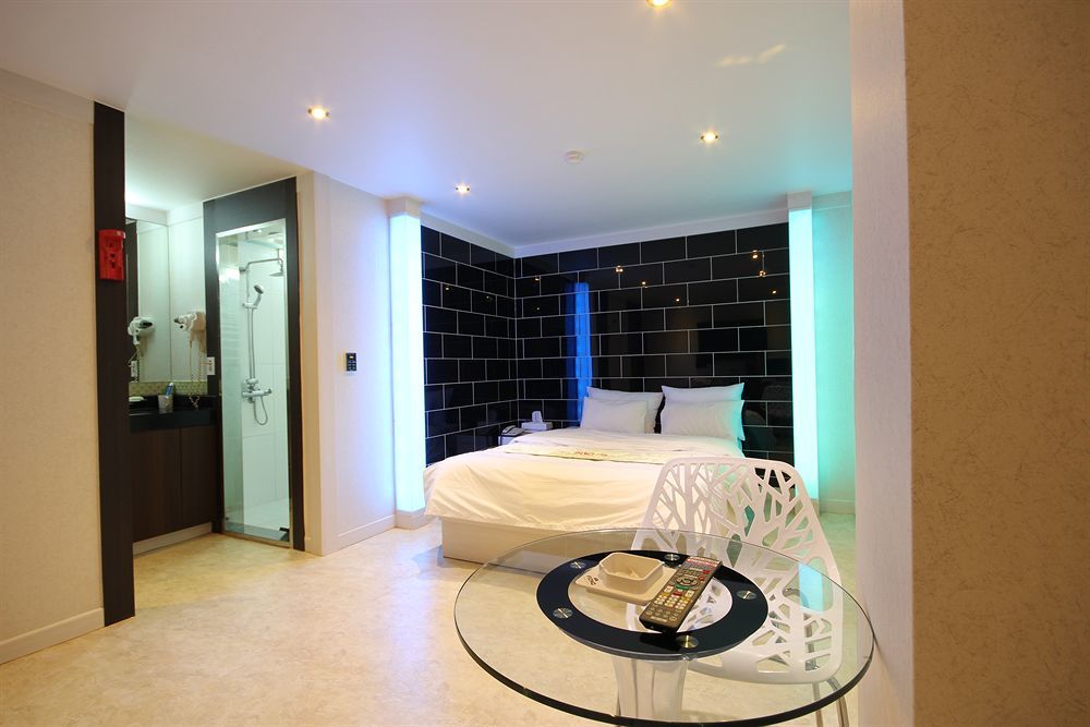 Fiona Hotel Сеул Екстер'єр фото
